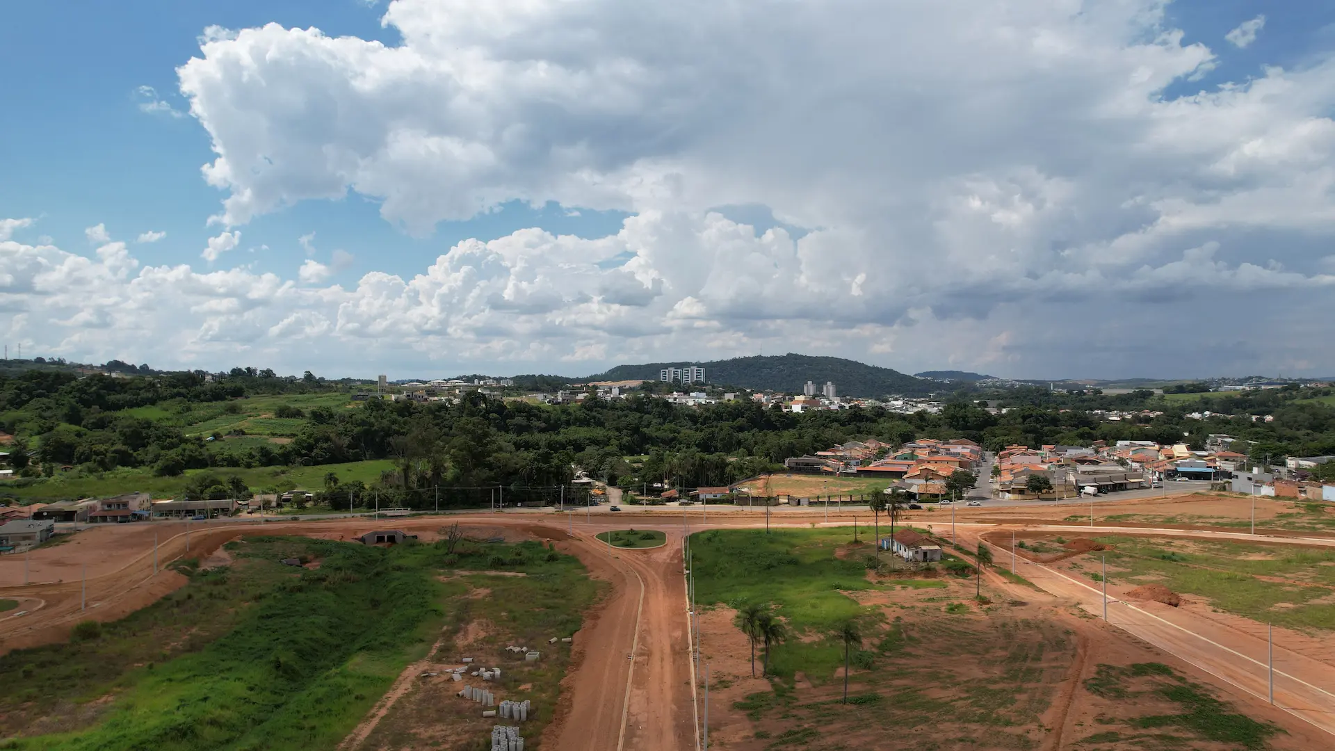 Panorâmica do bairro planejado em obras